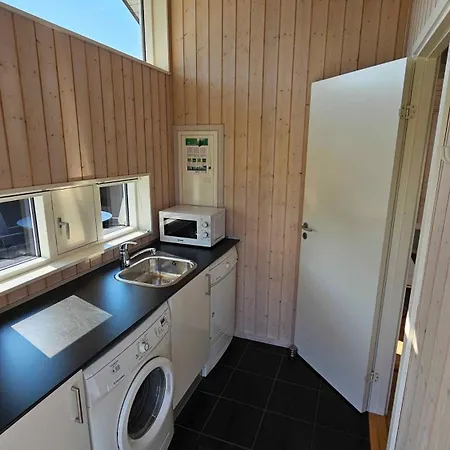 Holiday home Cozy And Modern With Equipment Nedre Lysabild