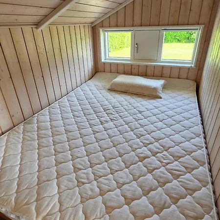 Cozy And Modern With Equipment