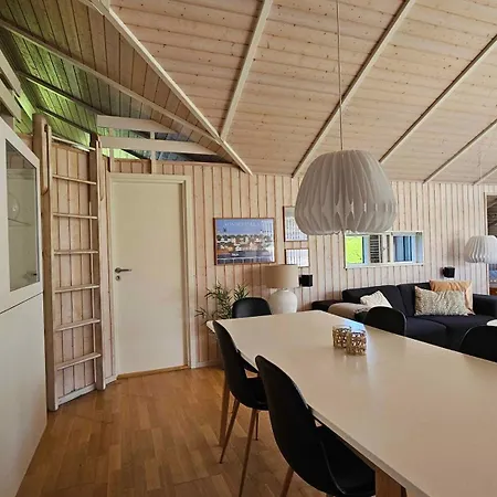 Cozy And Modern With Equipment *