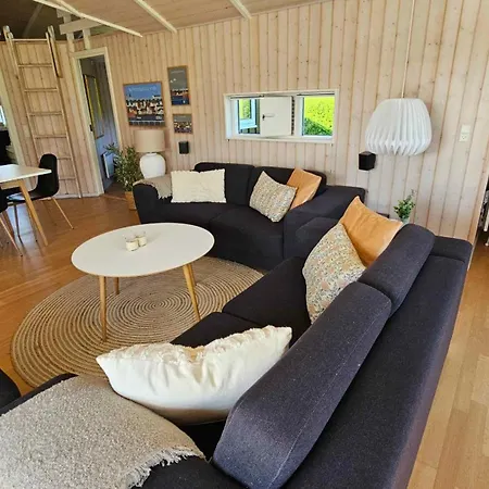 Holiday home Cozy And Modern With Equipment *