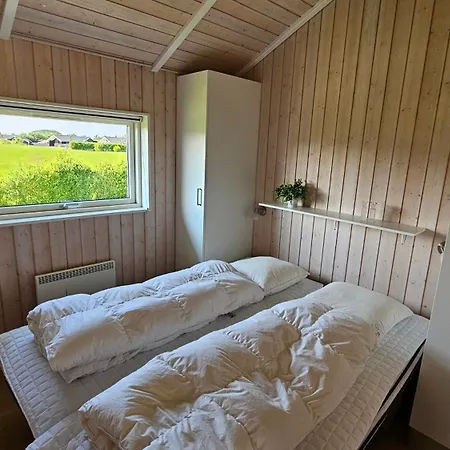 Cozy And Modern With Equipment بيت للعطل Nedre Lysabild
