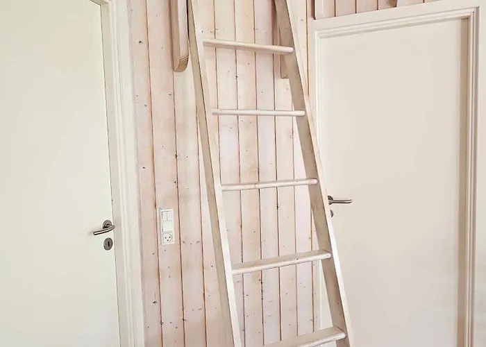 Cozy And Modern With Equipment Nedre Lysabild