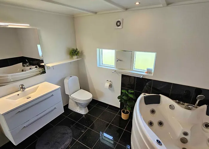 بيت للعطل Cozy And Modern With Equipment Nedre Lysabild